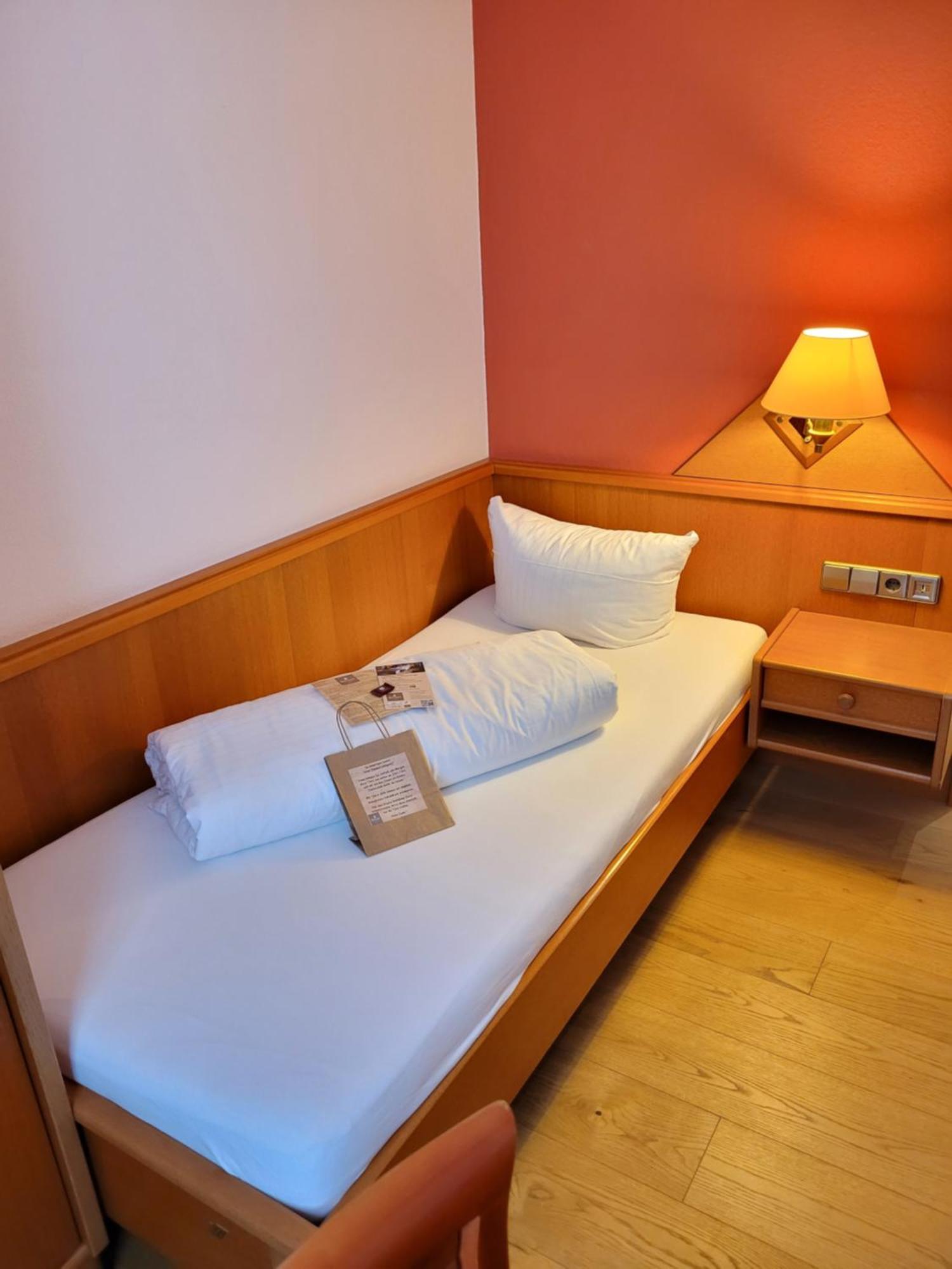 Hotel Herrmann Münsingen Buitenkant foto